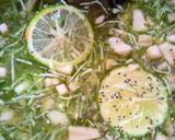 Foto langkah ke 3 dari resep Sirup melon, timun, chia seed.