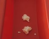 Foto del paso 1 de la receta: 🍰 Bizcocho salado de queso 🧀 azul, Edan, aceitunas 🫒y pimientos