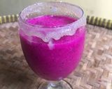 Foto langkah ke 3 dari resep Jus buah naga + yakult.