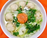 Hình bước làm 3 của món Canh Cải Thảo Nấu Cá Viên