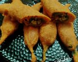 A picture of step 14 of Stuffed Paneer Mirch bhajiya and baingan bhajiya.