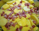 Foto del paso 3 de la receta Patatas en Salsa Verde con Jamón y Huevo Escalfado