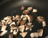 Foto del paso 2 de la receta: Huevo con champiñones (saludable)