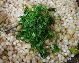 A picture of step 2 of Sabudana khichdi.