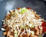 Foto langkah ke 6 dari resep Tumis Tempe Tauge Saus Tiram.