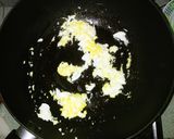 Foto langkah ke 1 dari resep Nasi Goreng Daun Jeruk.