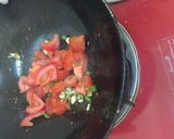 A picture of step 3 of Veggie daliya curry.