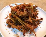 Hình bước làm 4 của món Khô nấm bào ngư sả ớt