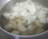 A picture of step 1 of Cassava chips.