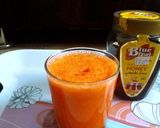 A picture of step 4 of Red Capsicum and Carrot juice.
