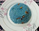 A picture of step 4 of Blue Ghee Rice with Pine nuts.