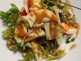 Ensalada de manzanas y nueces con vinagreta de mostaza y miel