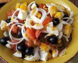 Foto del paso 5 de la receta: Ensalada de pimientos asados y huevo