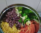Foto langkah ke 1 dari resep Mixed Vegies&Fruits Salad (salad sayur dan buah).
