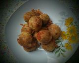 A picture of step 3 of Tuna yam balls.