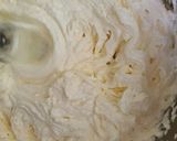 Foto langkah ke 4 dari resep Marmer Cake Tape (Tidak Berkulit/Metode Au Bain Marie).