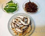媽媽的古早味 香菇肉絲炒麵的食譜步驟4照片