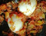 A picture of step 2 of Boiled eggs curry.