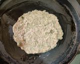 A picture of step 4 of Turai jowar flour chilla.