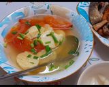 Hình bước làm 2 của món Canh cà chua nấu đậu hũ non