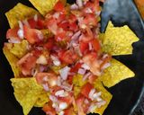 A picture of step 4 of Cheesy Mexican Nachos.