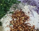 A picture of step 2 of Crispy potatoes pakora.