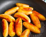 Foto langkah ke 1 dari resep Pisang Bolen Bandung.