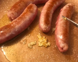 Foto del paso 2 de la receta: Longanizas frescas de Ontinyent, con tomate 🍅