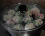 Foto langkah ke 5 dari resep Bolu kukus anti gagal.