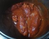 Kolbászos tojásrántottával göngyölt hús paradicsomszószban recept fázis 6 fotója