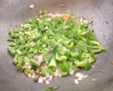 शेवयांचा उपमा (Sevai Upma Recipe In Marathi) रेसिपी स्टेप 3 फोटो