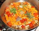 Foto del paso 3 de la receta: Pollo arvejado