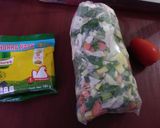Foto del paso 1 de la receta: Sopita de pollo con verduras