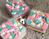Foto langkah ke 10 dari resep Unicorn Dessert Box.