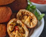 A picture of step 9 of Chinese style chicken bread rolls.