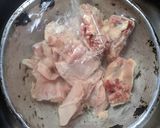 Foto langkah ke 1 dari resep Ayam ungkep bumbu kuning.