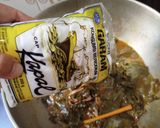 Foto langkah ke 2 dari resep Gulai Daun Singkong Teri.