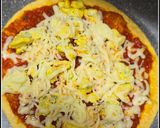 صورة لخطوة 3 من وصفة بيتزا بخبز التورتيلا على الصاج🍕/بدون فرن