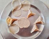 A picture of step 7 of Mini Moong dal Samosa.