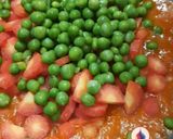 A picture of step 3 of Gajar Matar Sabzi.