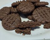 Foto langkah ke 5 dari resep Kue Kering Coklat 4 Bahan Tanpa Oven.