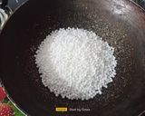 A picture of step 1 of Sago Flour Rolls.