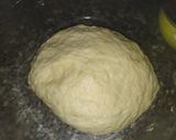 A picture of step 2 of Mini pizzas.