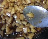 A picture of step 2 of Crumble Apple Pie.