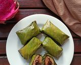 Foto langkah ke 10 dari resep Lemper Ayam Buah Naga.