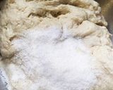 Foto del paso 3 de la receta: Pancitos Brie de manteca