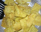A picture of step 4 of Spicy Crackers.