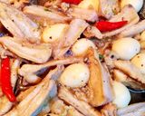 Hình bước làm 2 của món Sụn Gà Kho Trứng Cút