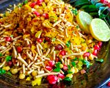A picture of step 5 of Indori Poha.