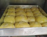 Foto langkah ke 9 dari resep Roti Sobek dengan Resep Adonan Dasar Roti Tanpa Ulen dengan Margarin Tanpa Telur.